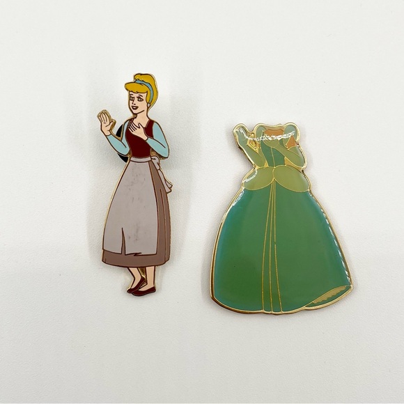 ✨Disney’s Princess Cinderella Pin Bundle✨ - Picture 7 of 9